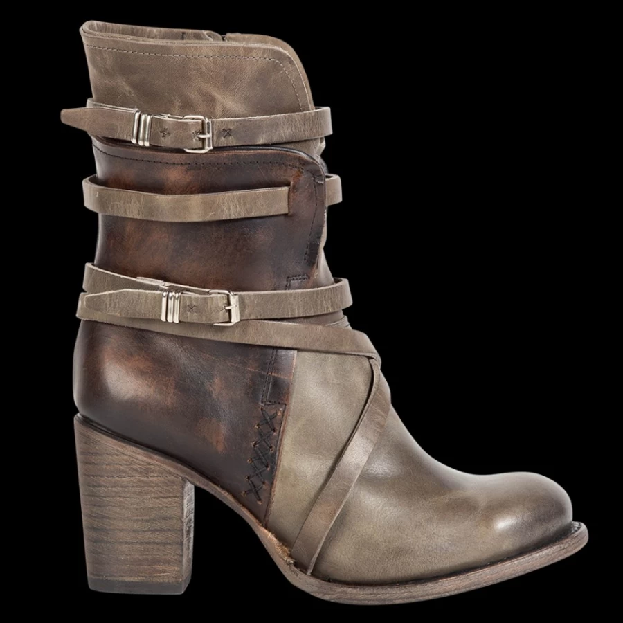 Freebird Stores Women's Baker Boot in Stone - Stylish & Comfortable Footwear