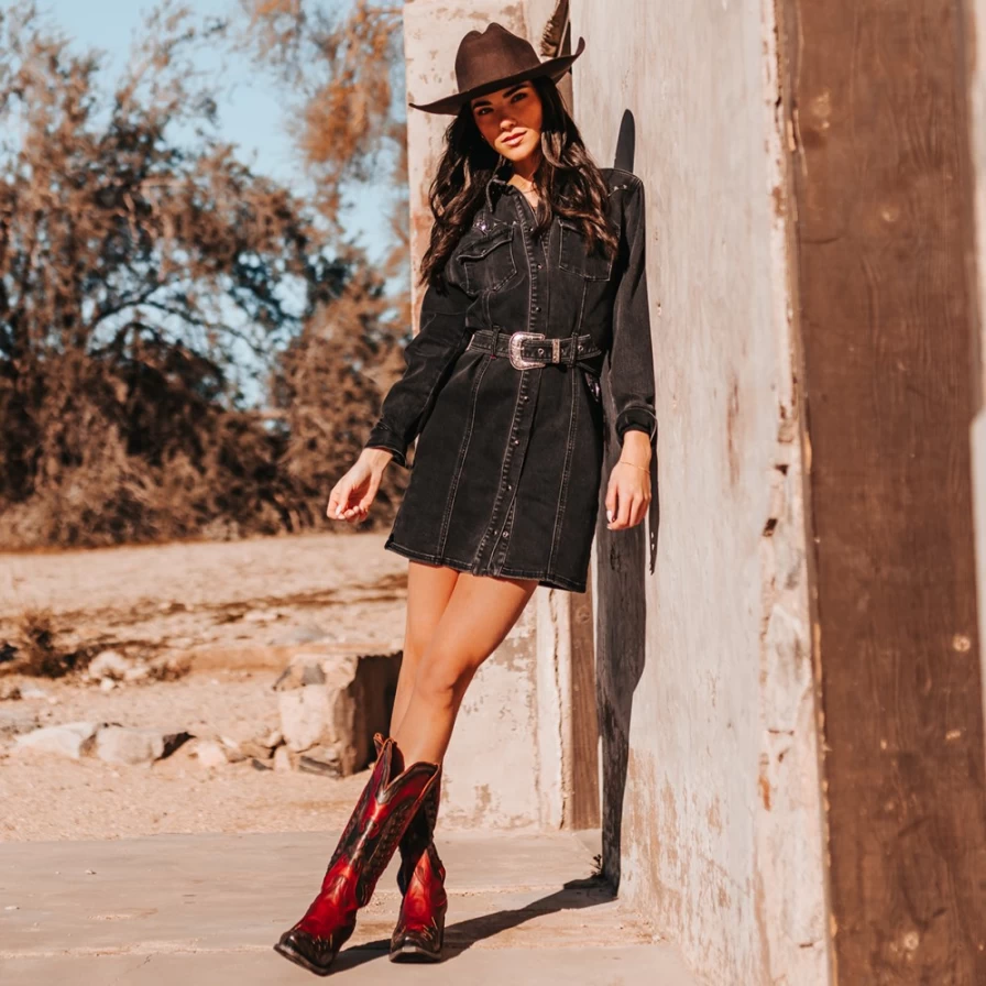 Freebird Stores Women's Willie Boots in Red Multi - Stylish & Comfortable Footwear